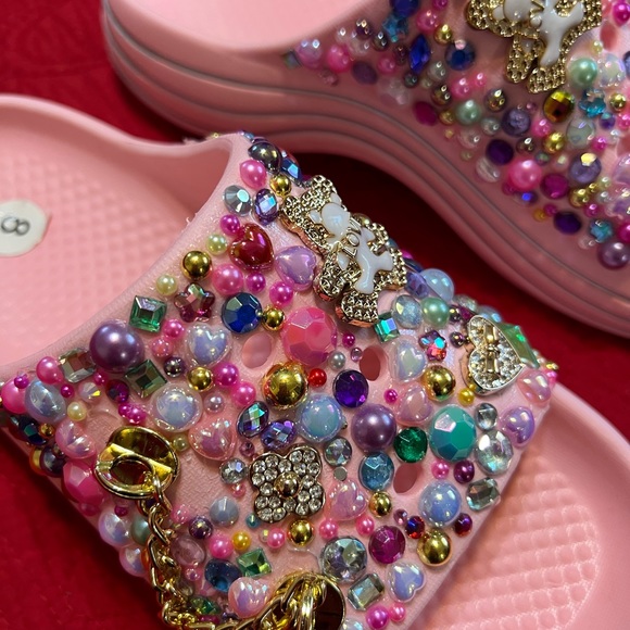 Custom Faux crocs - Picture 4 of 4